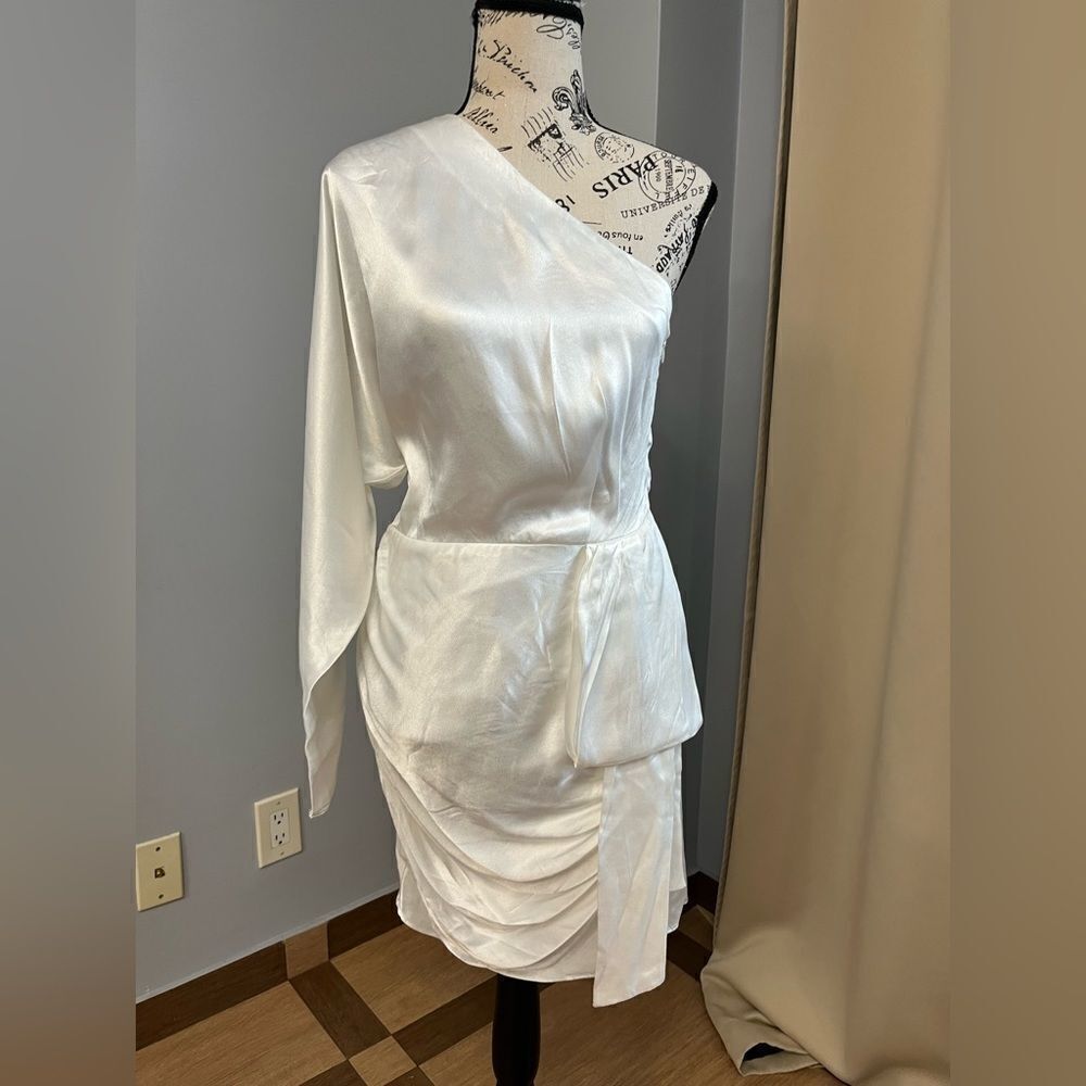 Elliatt Saronic One-Shoulder White Mini Cocktail Dress Size S
